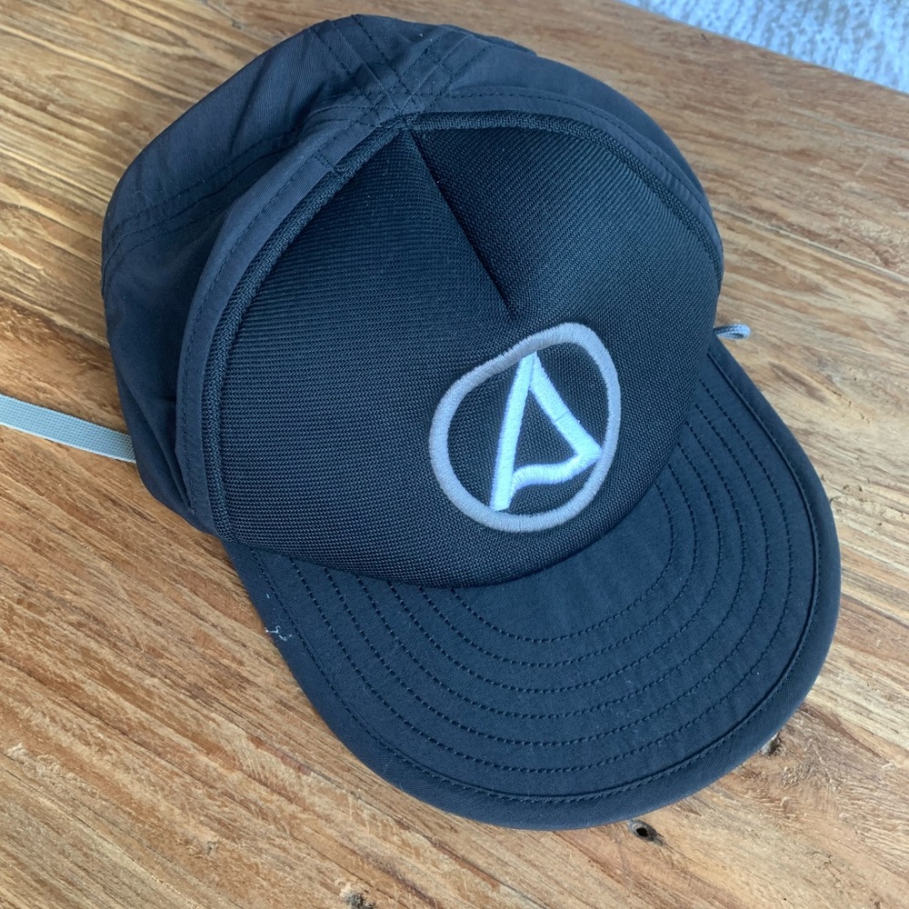 Kaiola surf cap